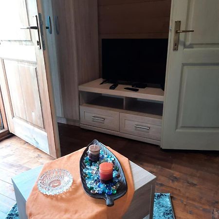 Mali Raj Apartmani Cetinje Kültér fotó