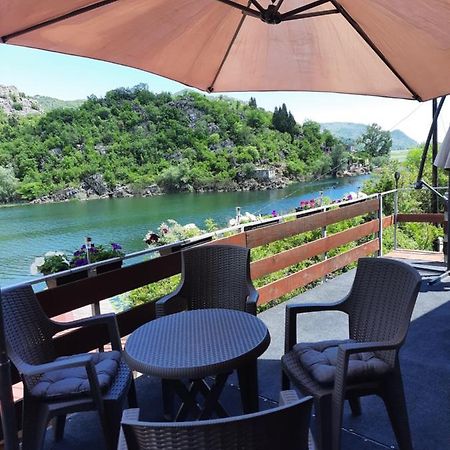 Mali Raj Apartmani Cetinje Kültér fotó