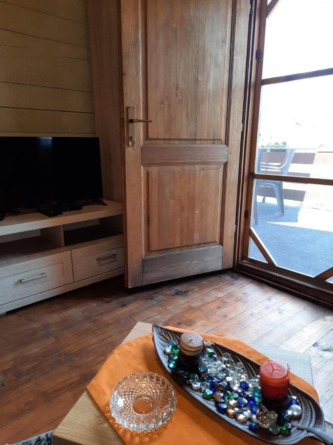 Mali Raj Apartmani Cetinje Kültér fotó