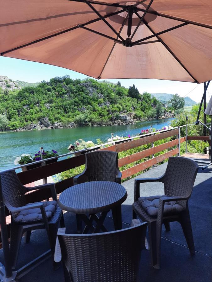 Mali Raj Apartmani Cetinje Kültér fotó